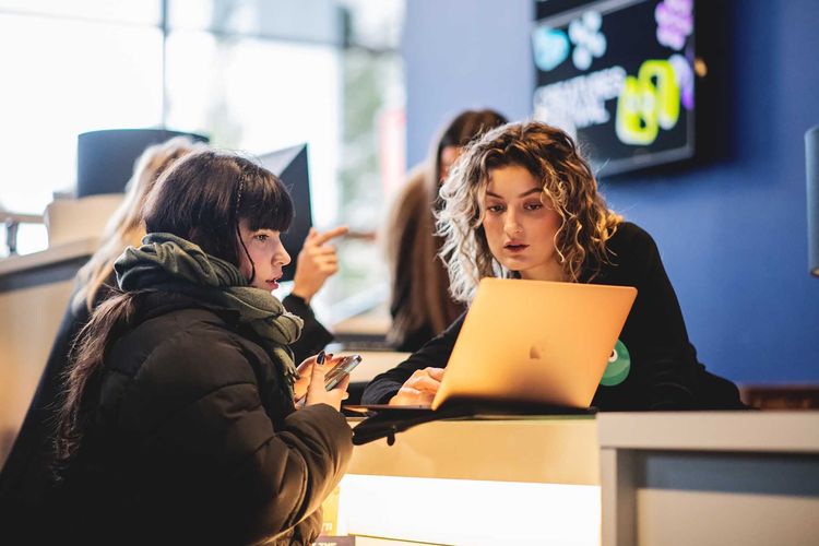 Creatures Festival_(c) Sara De Graeve_Web5.jpg Creatures Festival_(c) Sara De Graeve_Web5.jpg